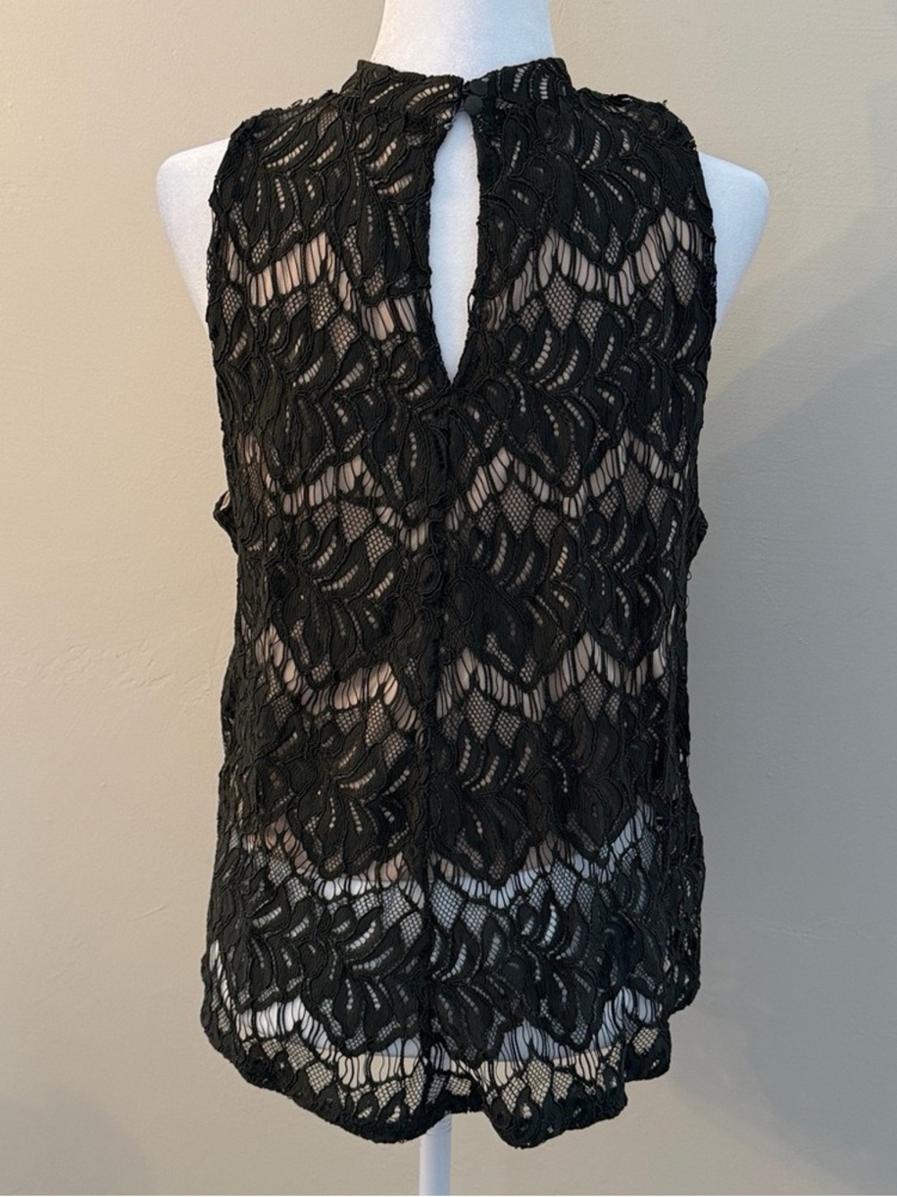 Women's Black Lace Short-Sleeve Keyhole Tee